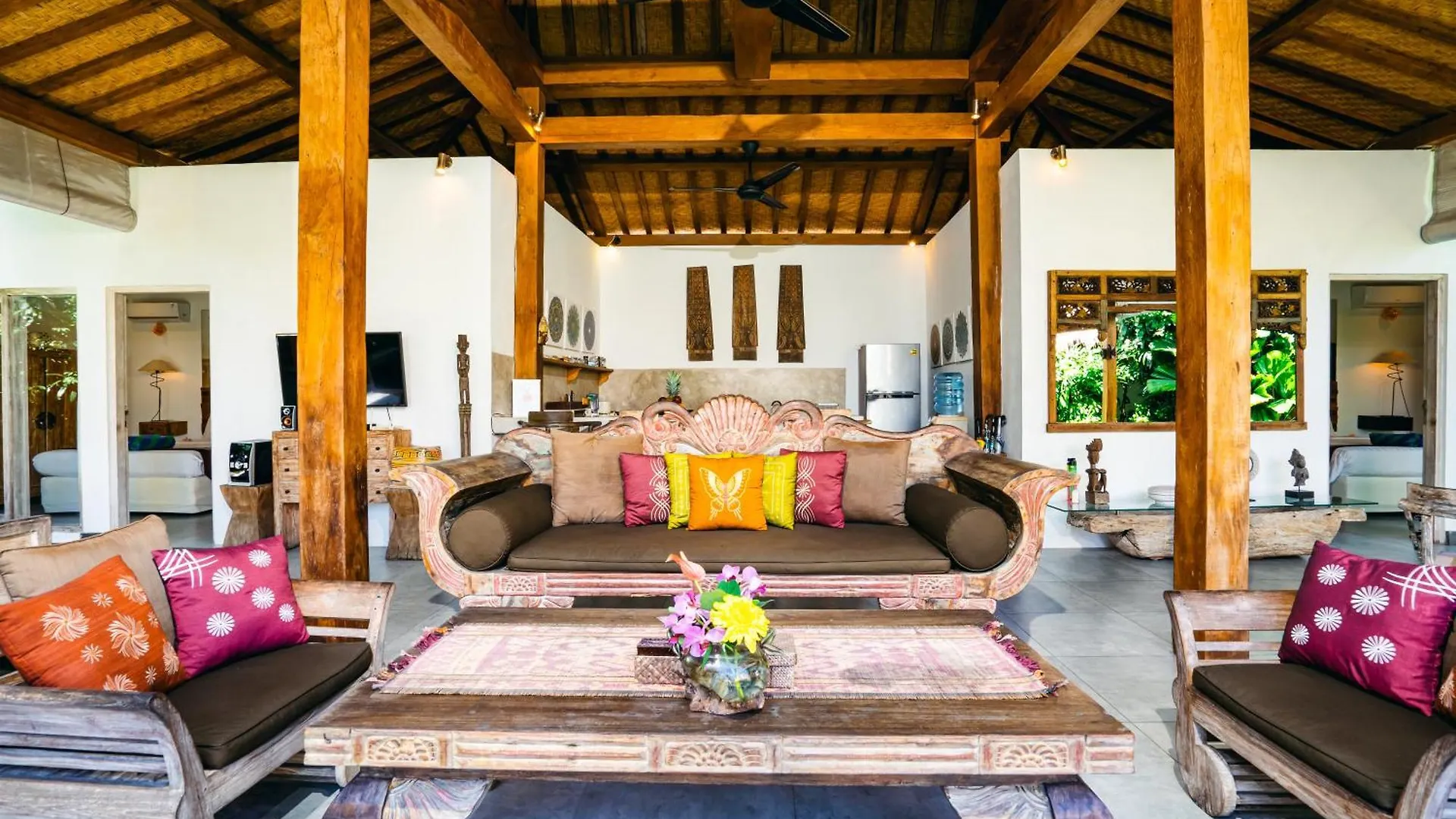 Villa Niri - Beautiful 4Br Teak Joglo Villa In Oberoi Seminyak, A Tranquil Retreat Indonesia