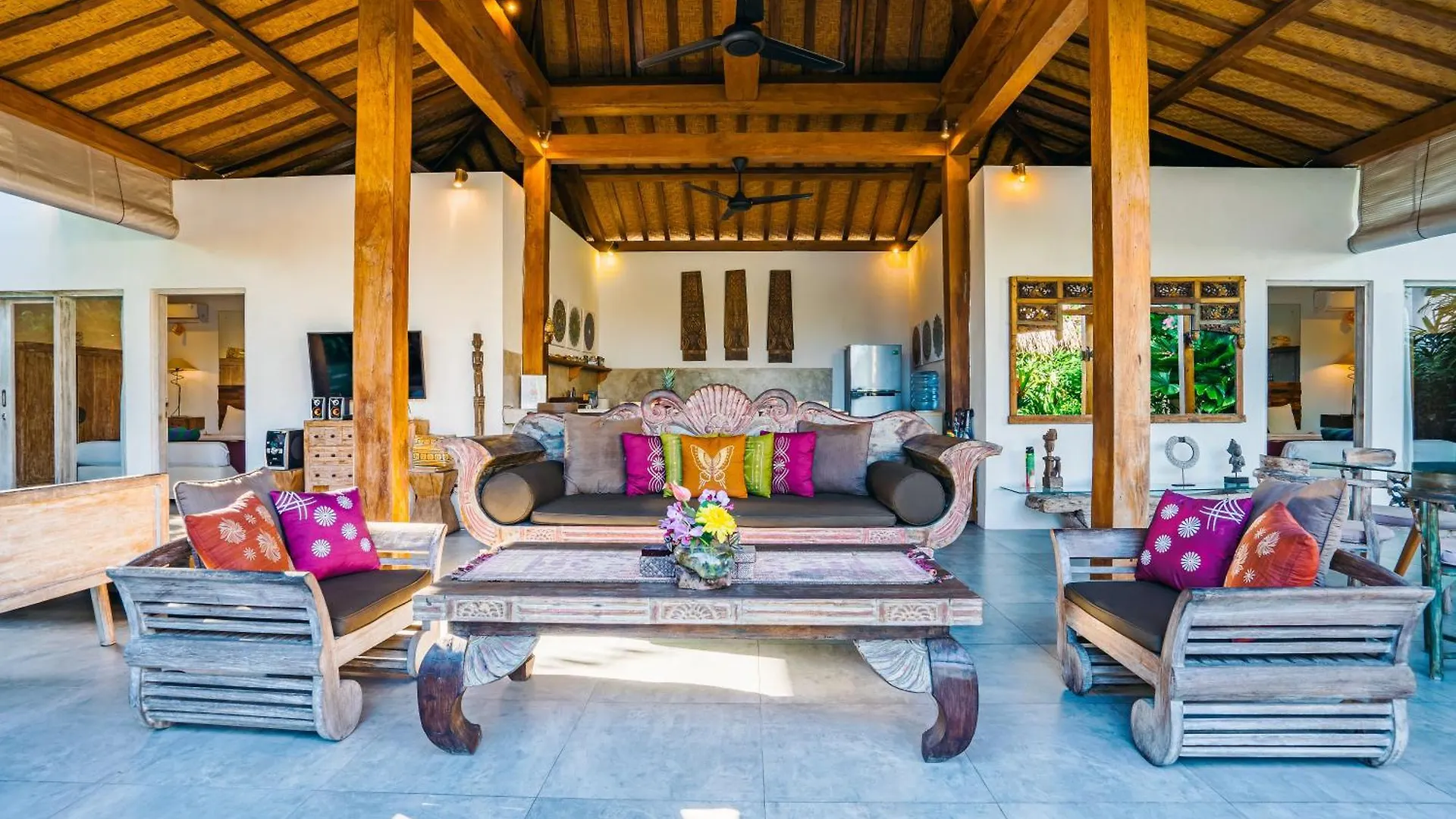 Villa Niri - Beautiful 4Br Teak Joglo Villa In Oberoi Seminyak, A Tranquil Retreat Seminyak (Bali)