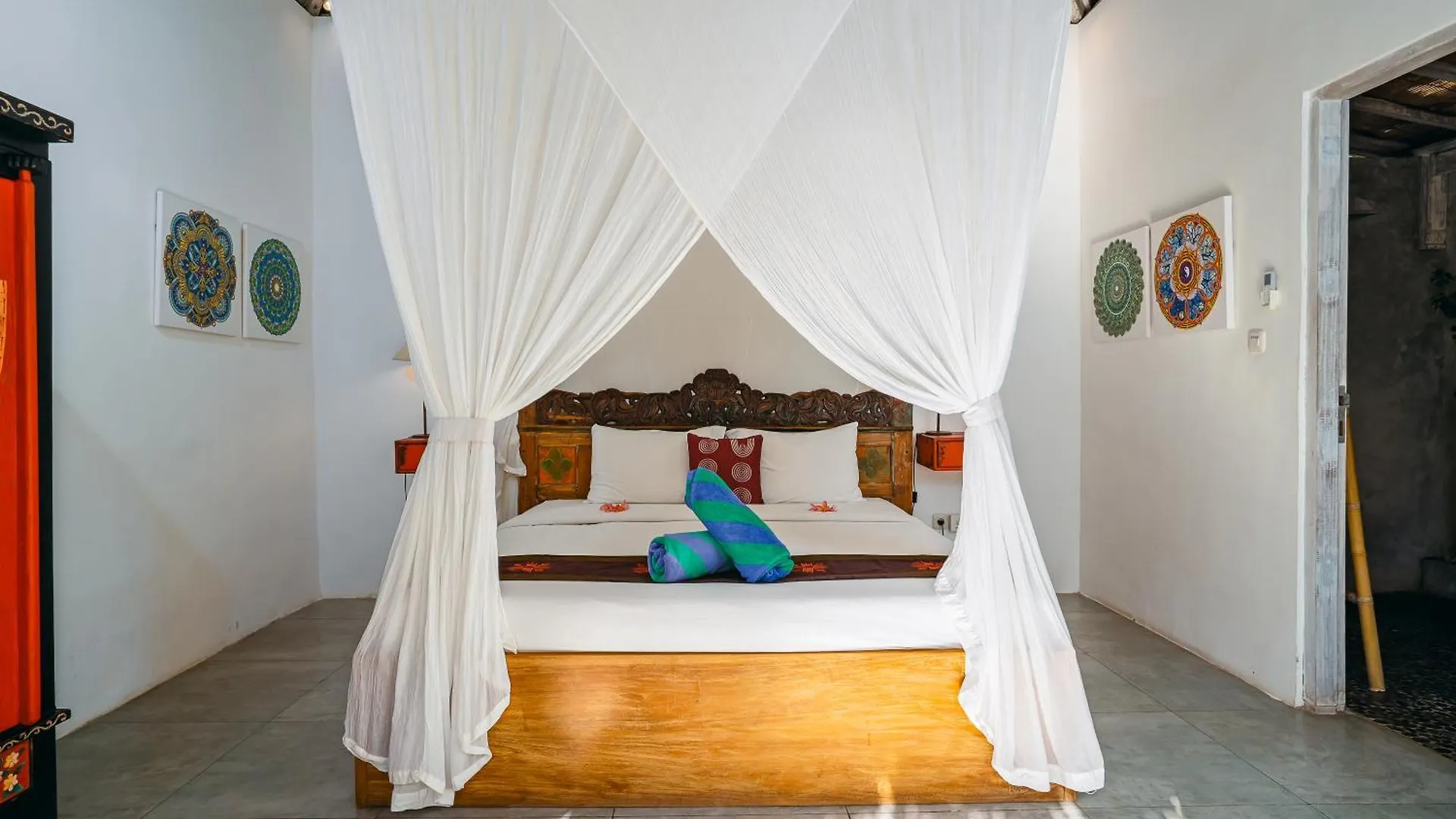 Villa Niri - Beautiful 4Br Teak Joglo Villa In Oberoi Seminyak, A Tranquil Retreat Indonesia