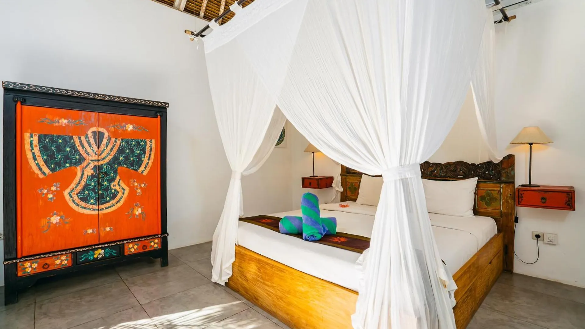 Villa Niri - Beautiful 4Br Teak Joglo Villa In Oberoi Seminyak, A Tranquil Retreat  Seminyak (Bali)
